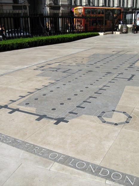 st pauls cathedral alignment pavement